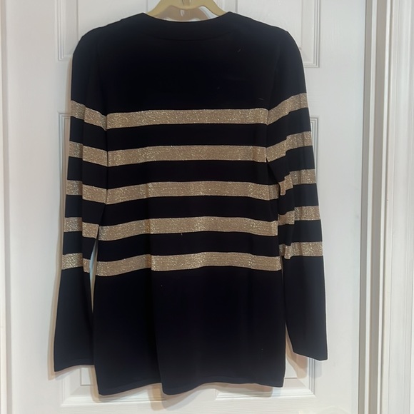 Top. Size M. Brand MICHAEL Michael KORS. Excellent condition. Worn only once. - Picture 2 of 2